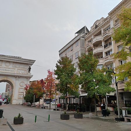 City Sqare Apartment Verde Skopje Exterior foto
